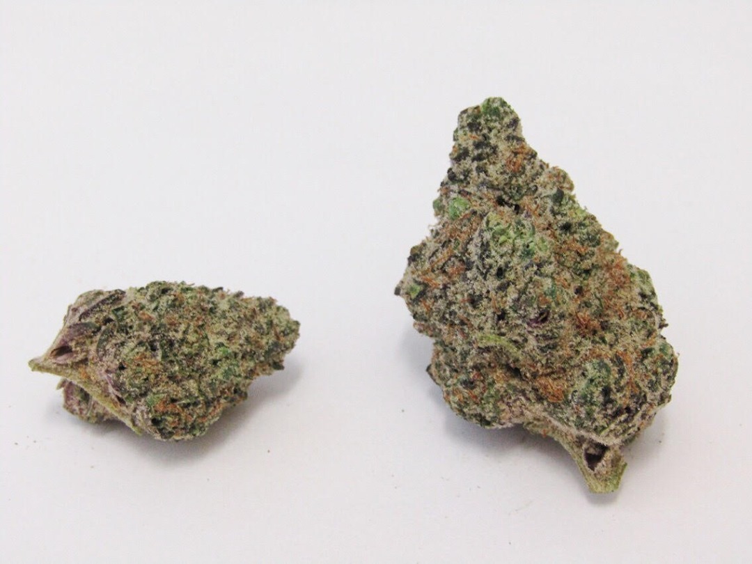 Wedding Cake (AAAA)